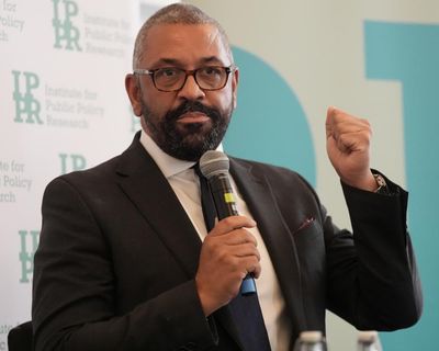 Sir Jim Dim swaps being a failed grandee for new role as cabinet stooge