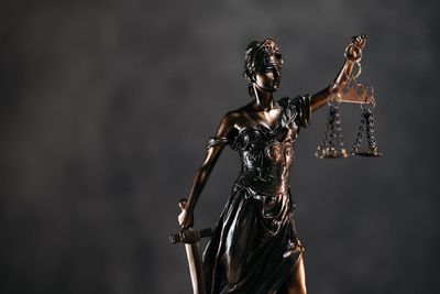 10 Neighbors Who Filed Lawsuits Over Home Lighting Choices