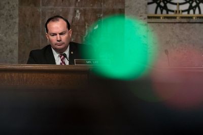 Fed chair Jerome Powell resignation letter fake appears to dupe Trump-boosting Republican senator
