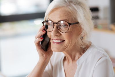 10 Retirement Scams Targeting People Over 60 Right Now