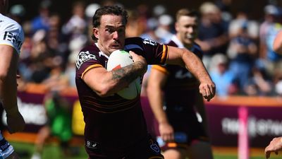 Broncos forward knocks back Manly to sign one-year deal