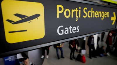 EU pact could stop 'hostile' states using migrants for politics, rights agency says