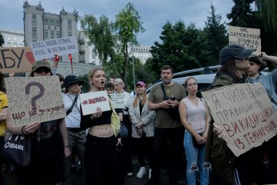 Zelensky Defends Contested Anti-corruption Law Changes