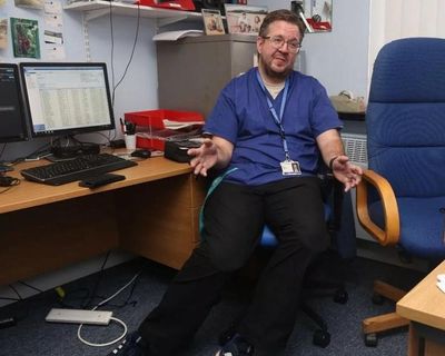 Cornwall surgeon accused of fraud over amputation of his own legs