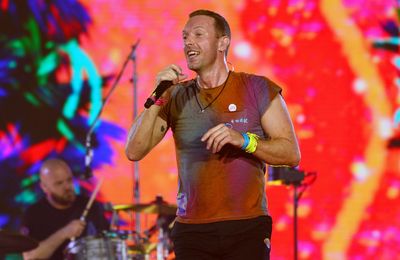 Coldplay honour Ozzy Osbourne at Nashville show