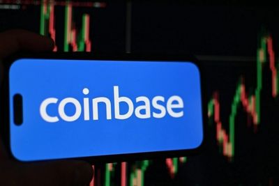 Coinbase, Strategy Under The Microscope In South Korea's ETF Market—Should You Be Concerned?