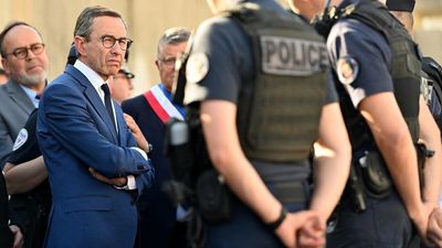 France to clamp down on Algerian dignitaries’ travel amid deportation dispute