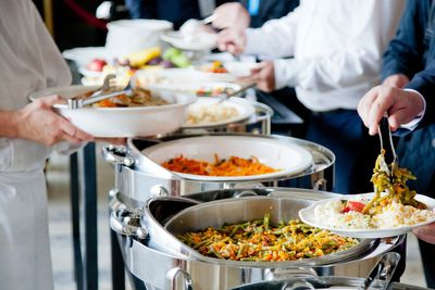 Three health risks at buffets – and how to keep yourself safe