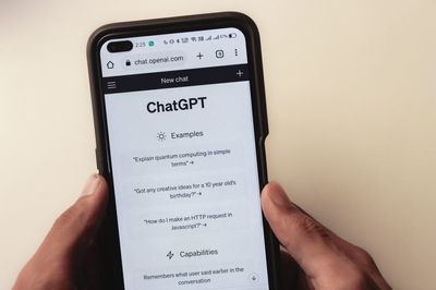 Why ChatGPT May Be Generating Fake Financial Advice—and Getting Away With It