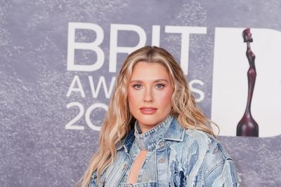 Watch: Ella Henderson opens up about endometriosis diagnosis