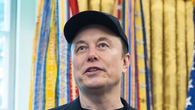 Here’s How Many Teslas Elon Musk Could Buy With His Billions