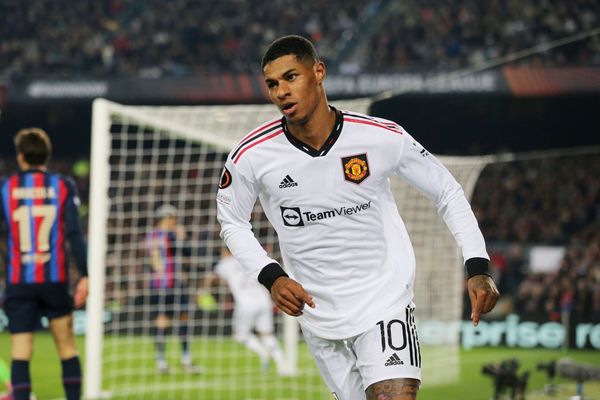 Marcus Rashford completes loan move to Barcelona