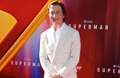 Skyler Gisondo in talks for Meet the Parents 4 role