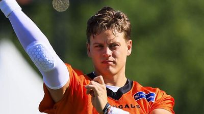 Joe Burrow Addresses Bengals' Contract Disputes With Trey Hendrickson, Shemar Stewart