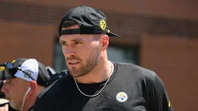 T.J. Watt Finally Admits Reason Behind Cryptic Peace Sign Story Before Inking New Deal