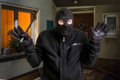 10 Home Security Mistakes Burglars Wish You’d Keep Making