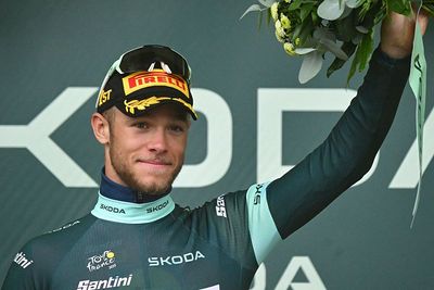 Jonathan Milan pulls ahead of Tadej Pogačar in green jersey battle with latest Tour de France stage win