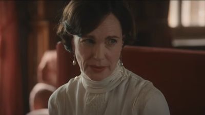 Elizabeth McGovern's Latest Downton Abbey 3 Comments Tie Into A Rumor I Hope Becomes A Reality