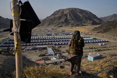 Taliban tortured and threatened Afghans expelled from Pakistan and Iran, UN report says