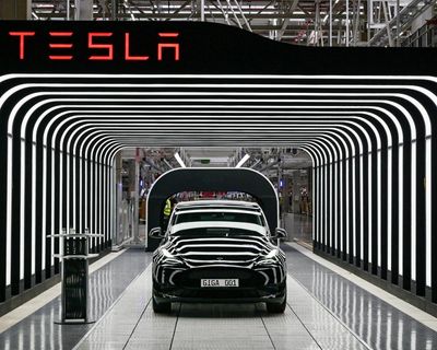 Tesla’s European sales slump as Musk warns of ‘rough quarters’ ahead