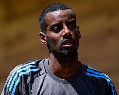 Alexander Isak open to leaving Newcastle with Liverpool his preferred destination