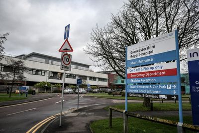 Staff revert to paper systems as IT outage hits hospitals