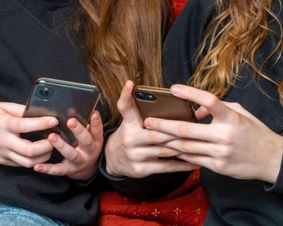 What are the new UK online safety rules and how will age checks on adult content be enforced?