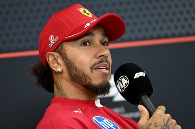 Hamilton: 'Ferrari couldn't win with many F1 champions, I refuse for that to be me'