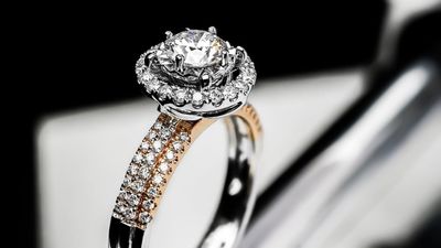 "You Get Praise For Serving Others," Not Flashing Wealth — Sheraton Hotels And Perdue Farms Heiress Sold Her $1.2 Million Ring For Ukraine Aid
