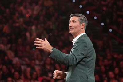 Starbucks’ CEO made 6,666 times more than his workers in 2024