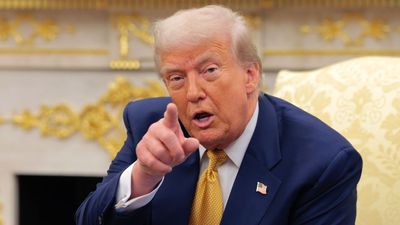Trump just announced a new AI plan that scraps Biden's rules — and gives Big Tech a green light