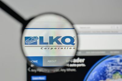 LKQ Shares Crash To 52-Week Low On Slashed Outlook