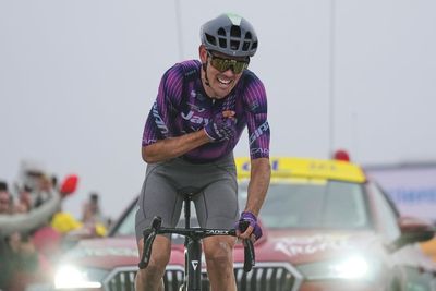 Ben O’Connor conquers Tour de France queen stage as Tadej Pogacar tightens grip on yellow