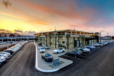 Sonic Automotive Q2 EPS Tops Estimates As Sales Miss, EchoPark Gross Profit Surges 22%