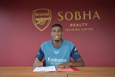 Cristhian Mosquera speaks on Arsenal 'opportunity' and reveals which former players had role in £13m transfer