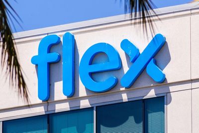 What's Going On With Flex Stock Today?