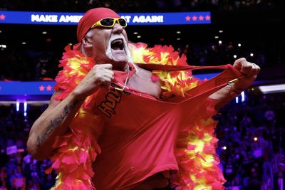 Hulk Hogan, wrestling superstar who helped reshape American media law, dies at 71