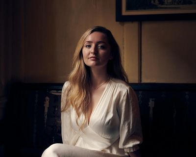 ‘A novel to be swept away by’: Lucy Steeds wins Waterstones debut fiction prize for The Artist