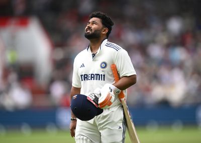 India’s Pant defies injury but England control of fourth Test