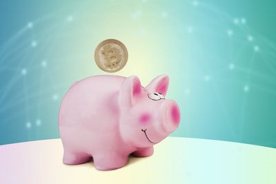 Your 401(k) is Changing: Trump Moves to Open the Door to Private Assets, Cryptocurrency