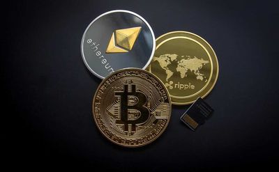 Is Coinbase Stock a Buy, Sell, or Hold After Trump Signed the Genius Act?