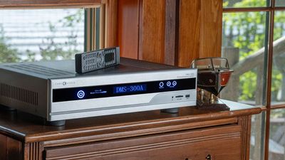 Carry on streaming with Cary Audio’s high-spec, high-performance Hi-Fi amp