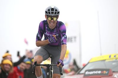 Ben O'Connor conquers the Col de la Loze to win stage 18 of the Tour de France