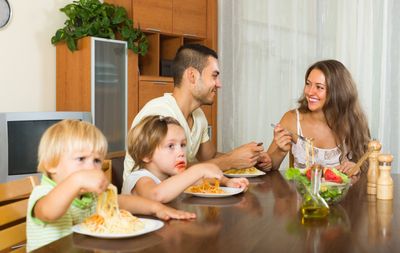 10 Things Middle-Class Families Are Cutting From the Weekly Budget