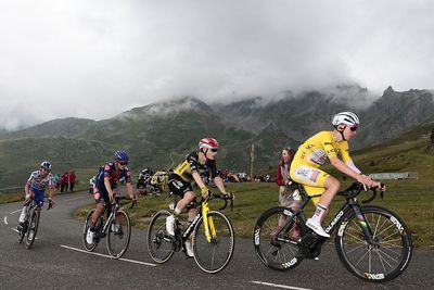 'The Tour is not over' - Jonas Vingegaard remains defiant on Col de la Loze despite failure to drop maillot jaune Tadej Pogačar