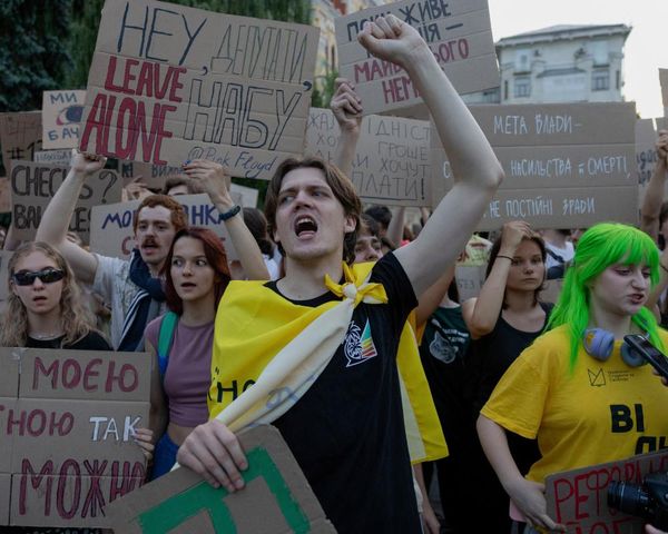 Ukraine war briefing: Anti-corruption agencies endorse bill restoring their independence