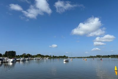 Powerboat driver dies after crashing into houseboat during race in Suffolk