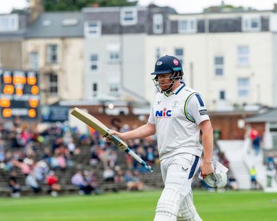 Rehan Ahmed sends Ashes message as Leicestershire march on – as it happened