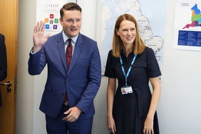 Wes Streeting says striking doctors must feel ‘pain’ to prevent walkouts spreading