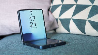 Samsung Galaxy Z Flip 7 review: flipping off the competition